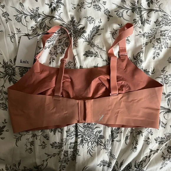 Knix Bra - Picture 2 of 3